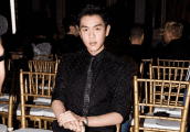 不光明星会撞衫, 曹格女儿一件大衣就顶一月工资, 人小鬼大!