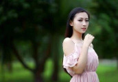 女儿跟奶奶睡一夜窒息身亡, 妻子报警他却另有打算