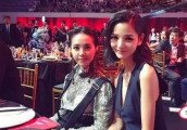 明星遇到比自己还漂亮的粉丝合影 气质很重要!