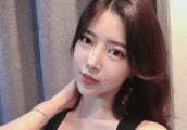 这位美女主播, 根本无法直视!