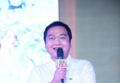 36岁的何文辉已变成大腹便便, 还能当星爷的“御用配角”吗?