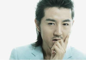 九年不红, 曲泉丞称自己最爱“没红色”