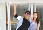 吴宗宪开墨西哥卷饼店 宪哥女儿亮相超级美