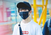 撞衫十次娱乐圈几乎人手一件, 这件白T究竟有多火