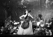 欧阳娜娜自比灰姑娘 发行新专辑《梦想练习曲》