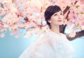 赵雅芝30岁小儿子近照，进军好莱坞，前途大好