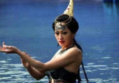 50岁李莫愁《神雕侠侣》风韵犹存, 被男友坑的破产, 后嫁内地10亿富豪