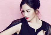 她曾是内地第一名模, 46岁仍未婚, 如今素颜近照一言难尽!