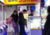 F杯大胸51公分细腰, 和王思聪逛街的日本女明星到底是谁?