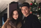 向太发文曝向佐和郭碧婷求婚现场，向佐连说三声谢谢表达甜蜜爱意