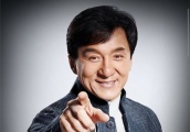 45岁吴绮莉复出，红裙披肩长发太美了，成龙当年眼光真毒