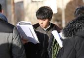 王俊凯再度登顶娱乐明星代言榜，花式榜单认证人气与实力！