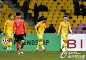 对阵日韩两连败，足协还会给李铁机会吗？